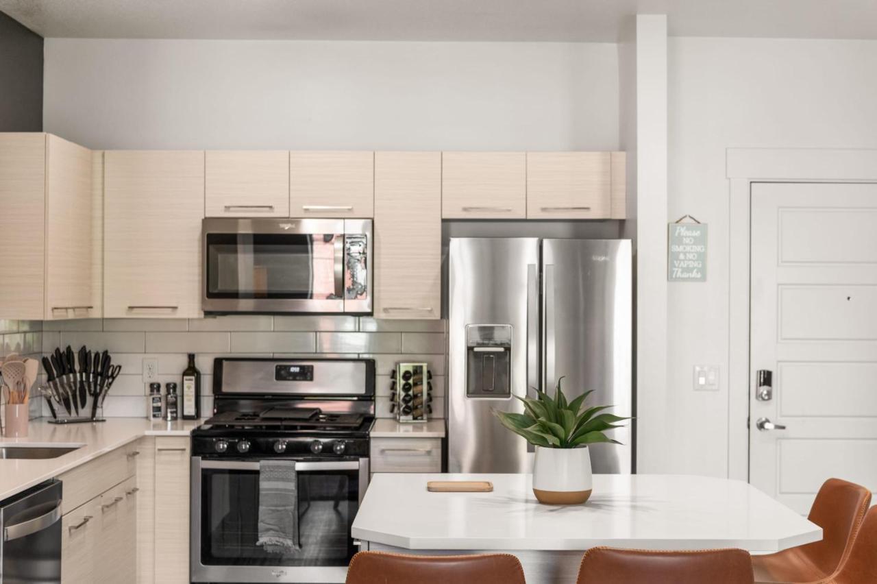 Apartment Affordable In Salt Ideal Location *
