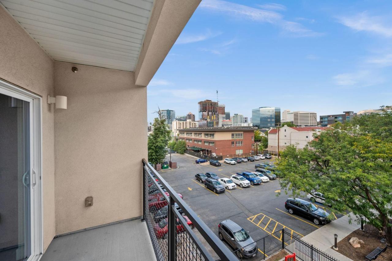 Apartment Affordable In Salt Ideal Location *