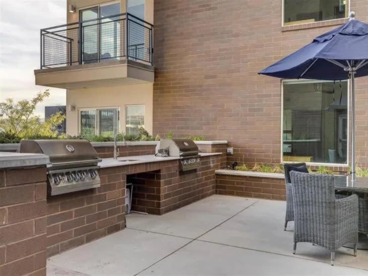 Apartment Affordable In Salt Ideal Location *